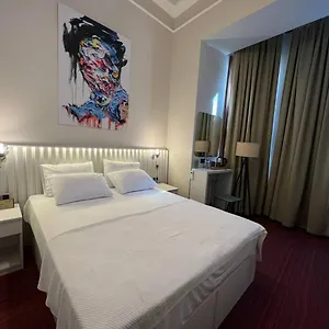 Hotel Rafinn, Provincia di Istanbul