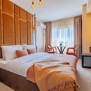 Ali Khan Hotel